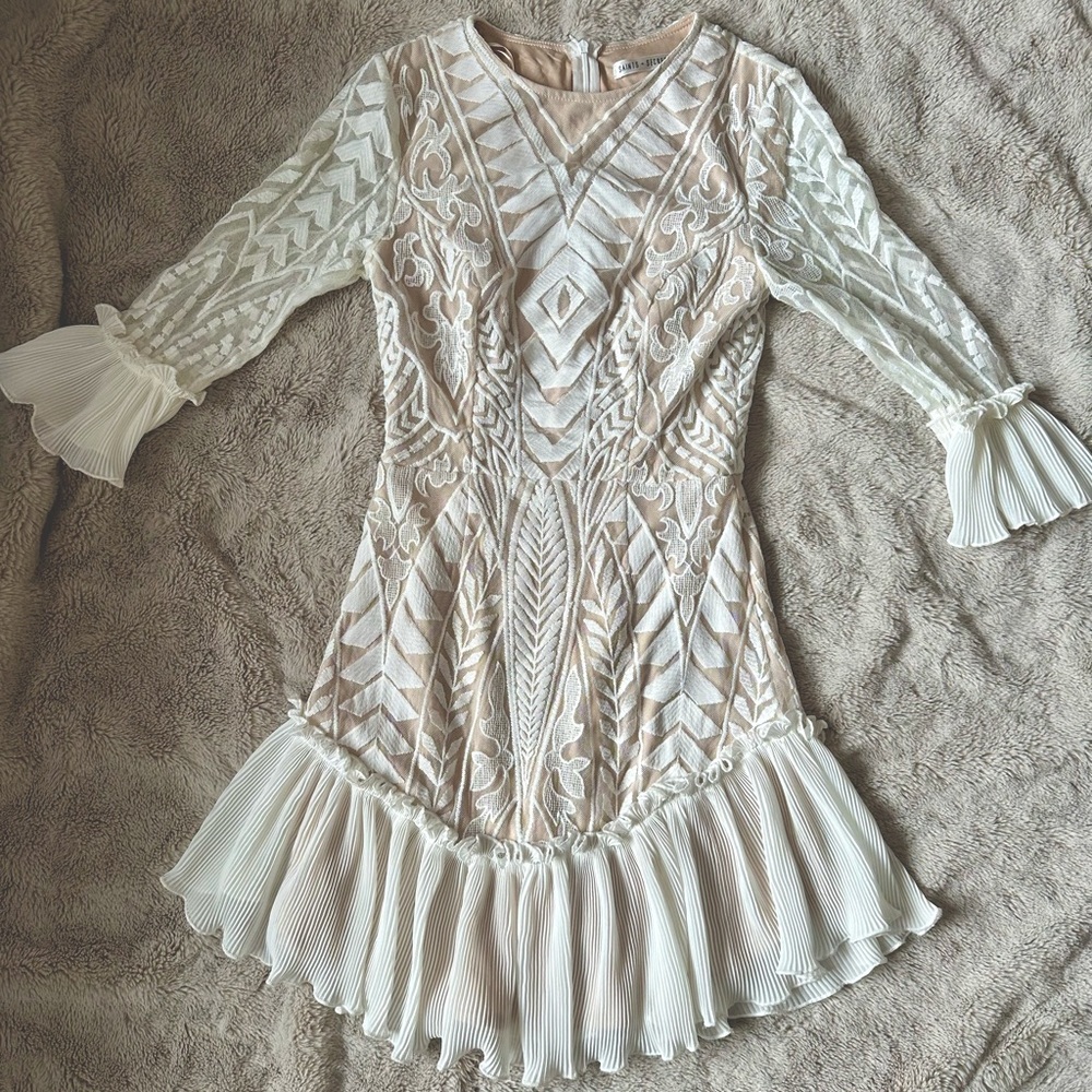 XSmall Lace Dress Saints + Secrets XS